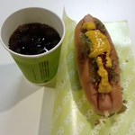 IKEAビストロ - ホットドッグとドリンクのセット（\150）