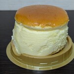 セブンイレブン - 料理写真:レモン香る カマンベールチーズスフレ