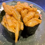 回し寿司 活 活美登利 - ウニイカ軍艦