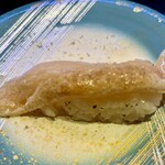 回し寿司 活 活美登利 - 炙りとろサーモン