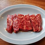 ホルモン焼肉 やまと - カイノミ