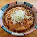 ナカジマ会館 - 天ぷらそば(520円)