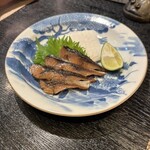 はしもと 藪き - 鯖のへしこ　塩っぱくて酒がすすむ君　薄切り大根と一緒に