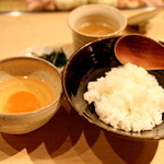 鳥しき - たまご掛けごはん（小盛）(2014.09)