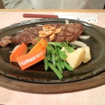 Sumiyaki Suteki Kuni - くにサーロインステーキ（１５０ｇ）（２０２５円）