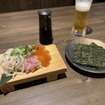 Tokyo Rice Wine たまプラーザ店 - 新鮮！こぼれ寿司です。リアルにちょいちょいこぼしてしまいました。