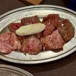 焼肉 京城 - ロース