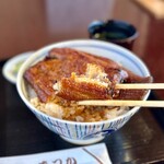 うなぎのまつ嘉 - 身がとにかくふわとろで柔らかです