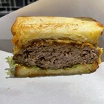 鉄板焼き 大地 - 黒毛和牛とあぐー豚の絶品ばーがー