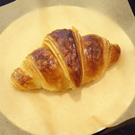 Paris Croissant Cafe - クロワッサン　크라상 ₩2,700