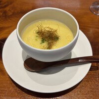 馳走西健一 - とうもろこしの冷製スープ
