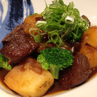 ケンゾーエステイトワイナリー 六本木ヒルズ店 - 肉じゃが
