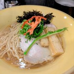 サッポロ ラーメン ハチ - アップ