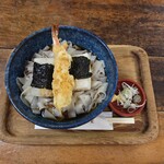 三芳屋 - 私が選んだ｢海老力きしめん｣(麺は大盛に変更)。