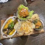 イーカ スーク  - 