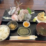 めしや　大磯港 - 