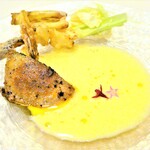 イタリアンレストラン Zucca - トウモロコシの冷製スープ フォアグラのポワレ添え