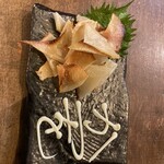 牡蠣と燻屋かつを - エイヒレ