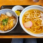 ウエスト - 料理写真:ミニ玉子丼セット