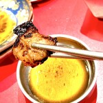 横濱ホルモン会館 エース 横浜西口店 - プルプルコリコリ脂の甘味！