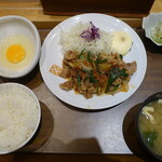 大かまど飯 寅福 - 牛スタミナ旨辛炒め（1680円）