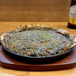 鉄板焼 OMURAYA - ◾️ネギすじやき・醤油味（¥1,000税込）
                                長田のうす焼き、ネギとぼっかけの醤油味！