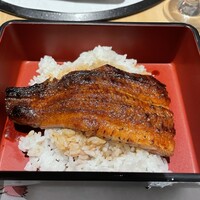 うなぎ四代目菊川 東京駅黒塀横丁店 - 