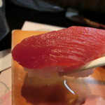 Komazushi - にぎり寿司5貫（お吸い物付）まぐろ