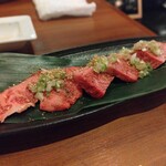 炭火焼肉 琉宮苑 - 