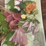 車屋 - 刺身盛り合わせ5点