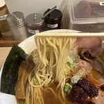 とんぼ庵 - 【味玉らぁめん＝中細ストレート麺】