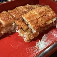 うなぎ時任 - 美しい焼き色のうなぎ