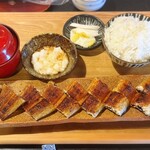 活魚料理　うおじま - 蒲焼き定食