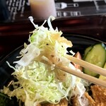 とんかつ翁 - いや、お見事。
      このドレッシングはクソ美味い。