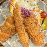 とんかつ家 比呂野 - 「ミックスフライ定食」2,130円