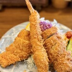 とんかつ家 比呂野 - 「ミックスフライ定食」2,130円