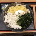 手打うどん ひら田 - 冷やしたぬきうどん