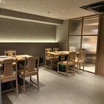 Vierge - テーブル席