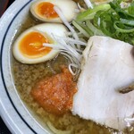 愛と情熱のらーめん屋 皐月亭 - このカラシ味噌が絶品です