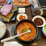 焼肉・ホルモン おぎゅう - 