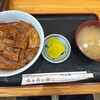 ぶた丼のとん田