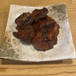 山城屋 - 骨付き豚カルビ