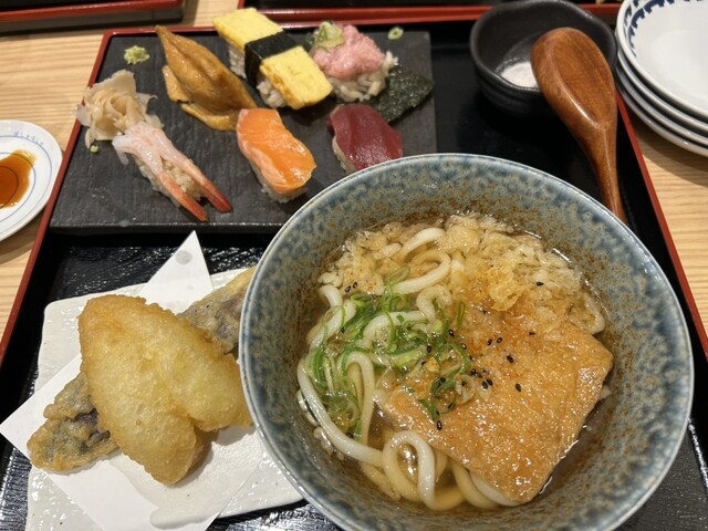杉玉 約35㎝ 杉玉 屋根付き(焼き杉作り） 杉玉 直径約