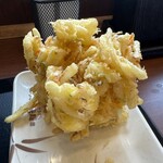 丸亀製麺 - 野菜かき揚げ