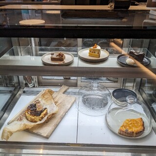 BANKERS STREET CAFE ALL DAY DINING_0