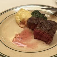 ベンジャミンステーキハウス 六本木 - フィレミニョンステーキ（レア）