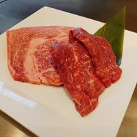 南海グリル 東店 - サーロインと赤身のステーキ