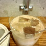 AUN COFFEE ROASTERS - 