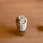 うな賀 - 一番上のキャップだけ外せば、ミルになっています。