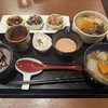 ヒル薬膳粥・ヨル貝料理カイノクチ
